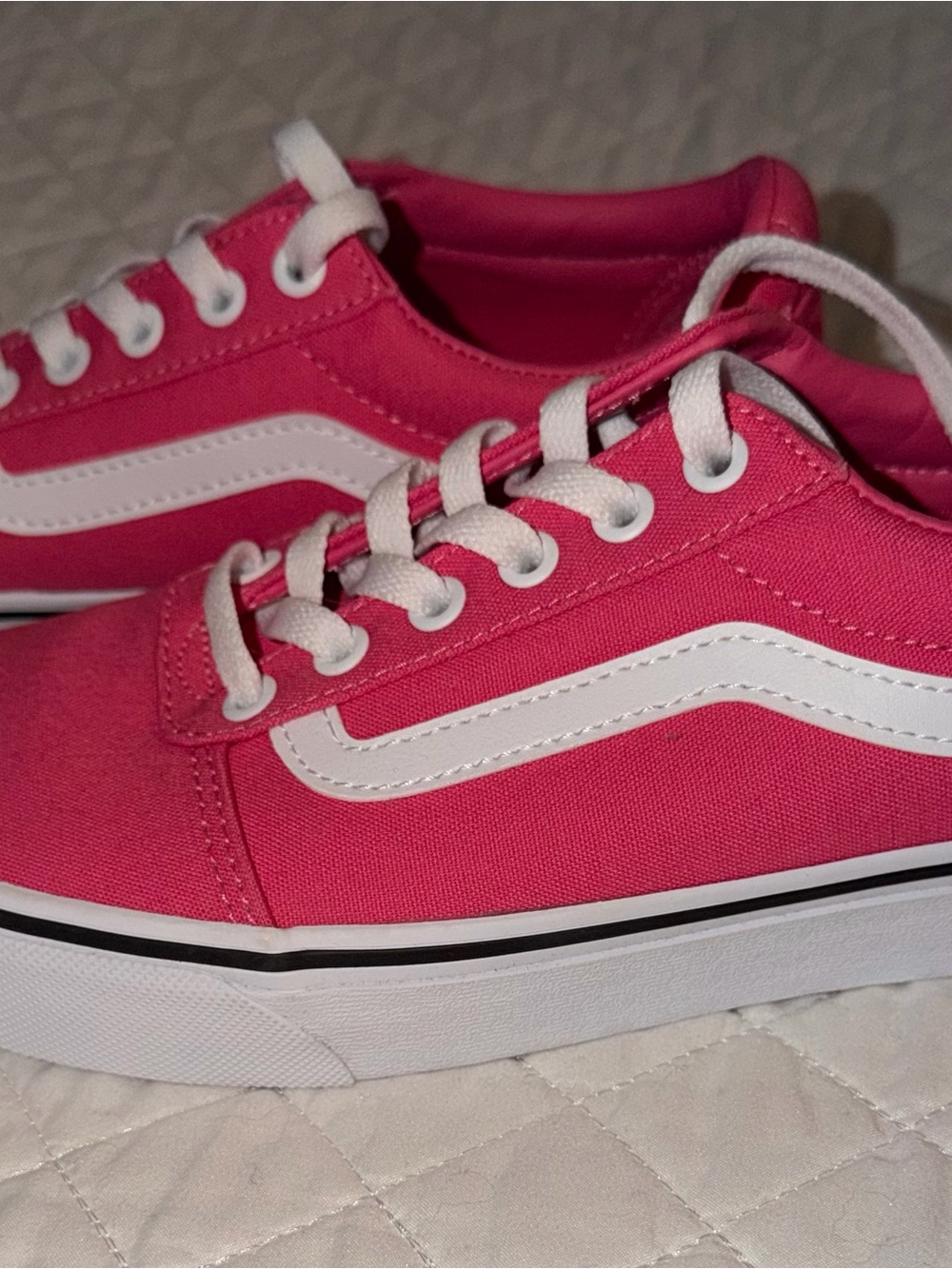 Vans Ward Low Top Size 8.5